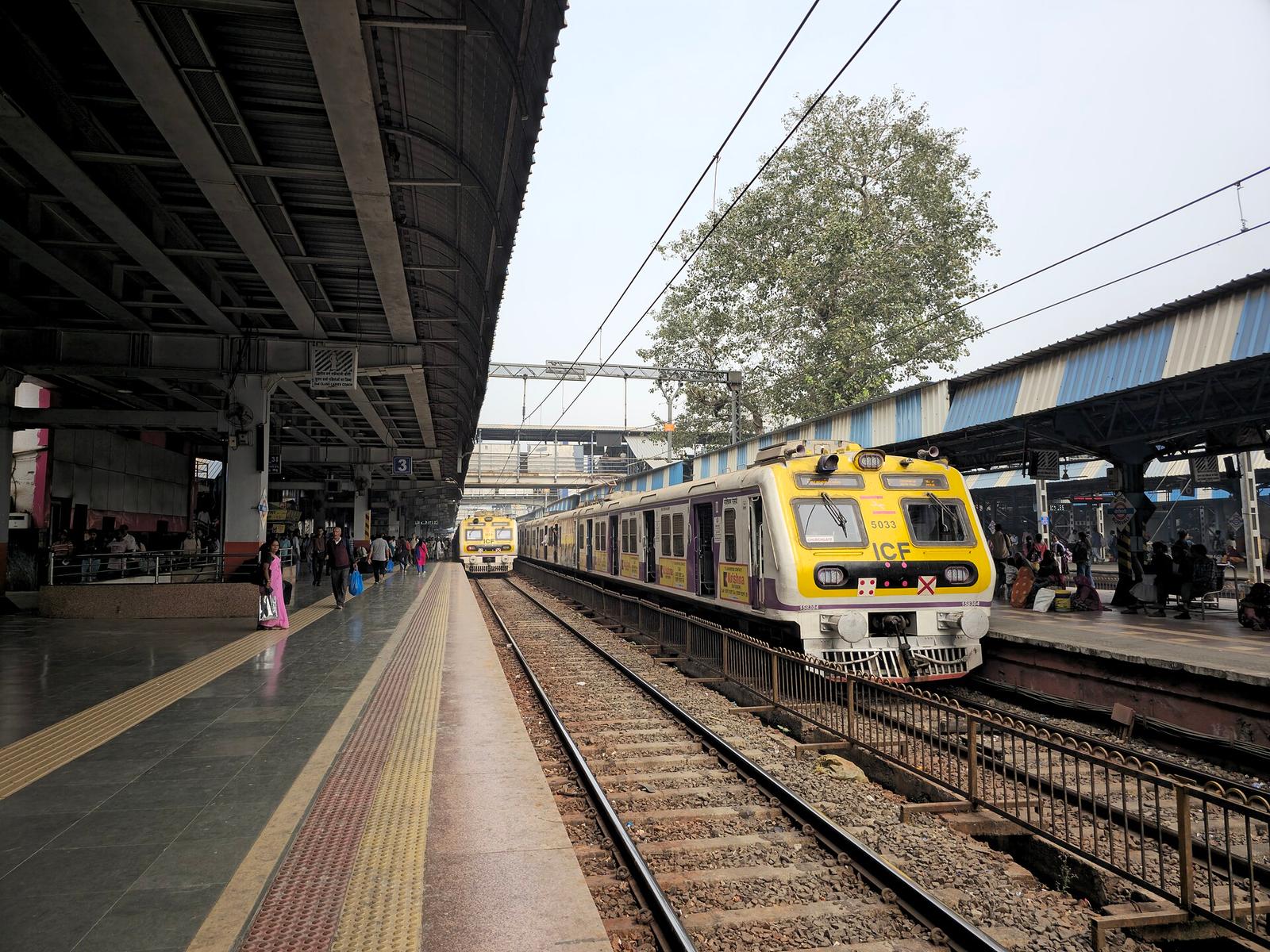 Borivali railwaystation Mumbai 2024