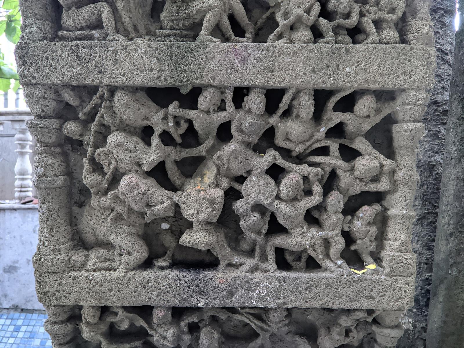 Eksar hero stones