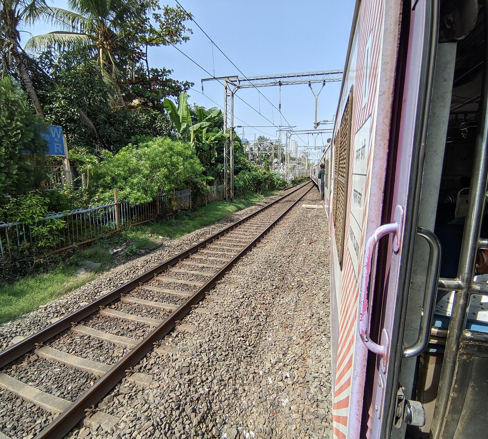 Changing tracks at Borivali