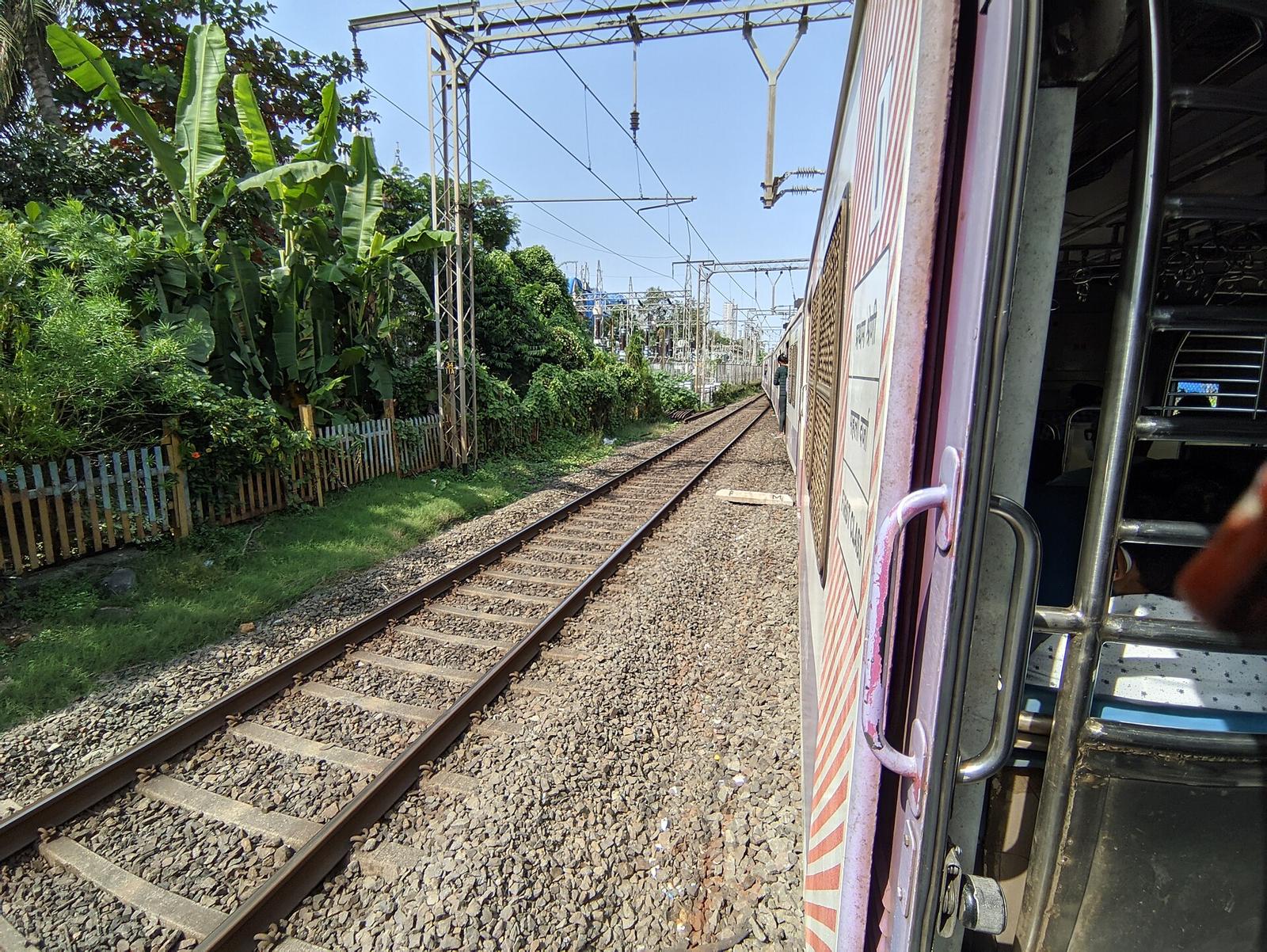 Changing tracks at Borivali